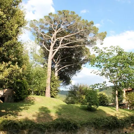 Popoltaio-schiacciato Sleeps 4 Pool Air Con
