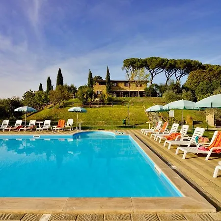 Popoltaio-schiacciato Sleeps 4 Pool Air Con Ravigliano