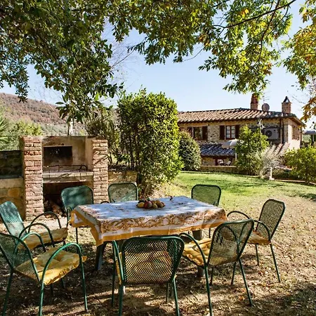 Popoltaio-schiacciato Sleeps 4 Pool Air Con Апартаменты