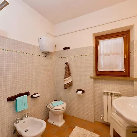 Daire Popoltaio-schiacciato Sleeps 4 Pool Air Con Ravigliano